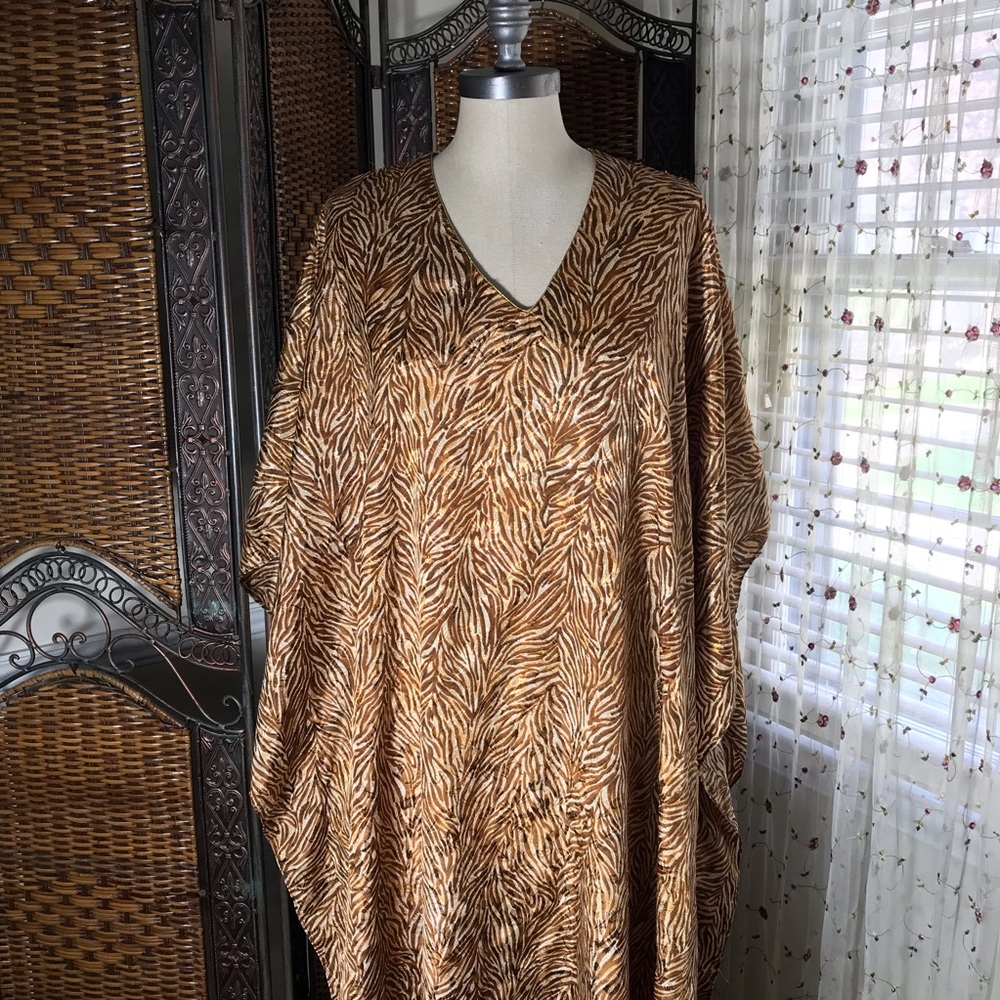 Ashro Brown Animal-Print V-Neck Muumuu